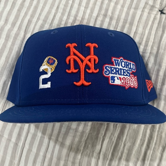‼️ NWOT New Era New York Mets 2x World Series Champion Fitted Hat - Size 7 3/4 - Picture 1 of 7